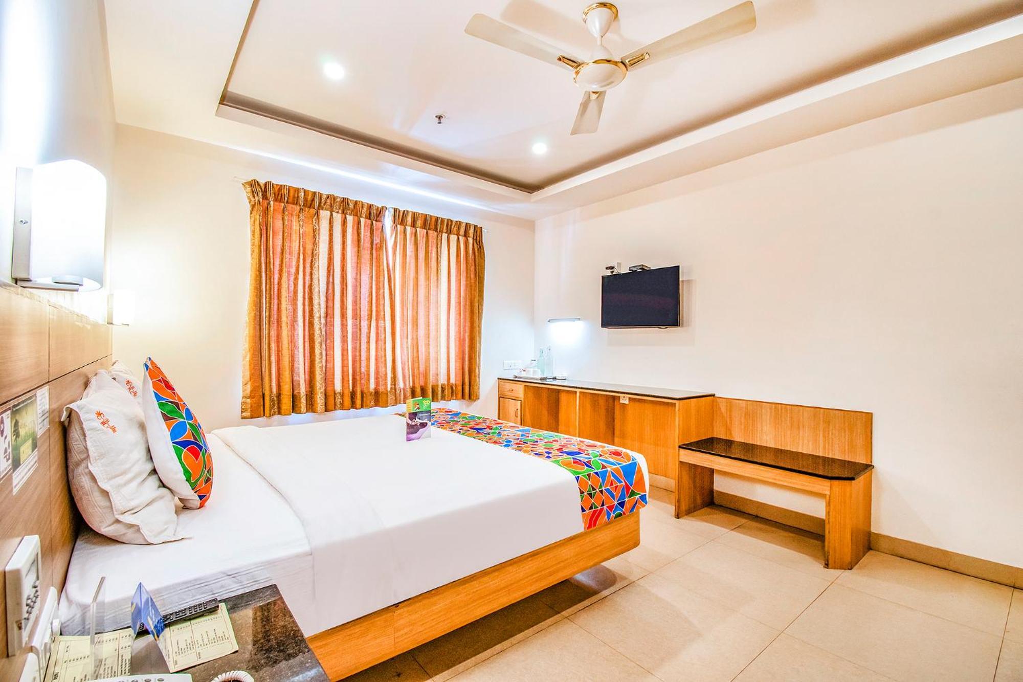 Fabhotel Prime Royal Castle Gandhipuram 코임바토르 외부 사진